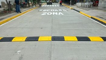 Imagen reductor de velocidad trafico mixto